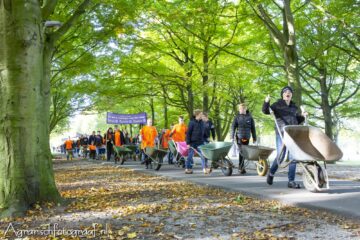 Kruiwagenmars om aandacht te vragen voor een gezonde bodem groot succes